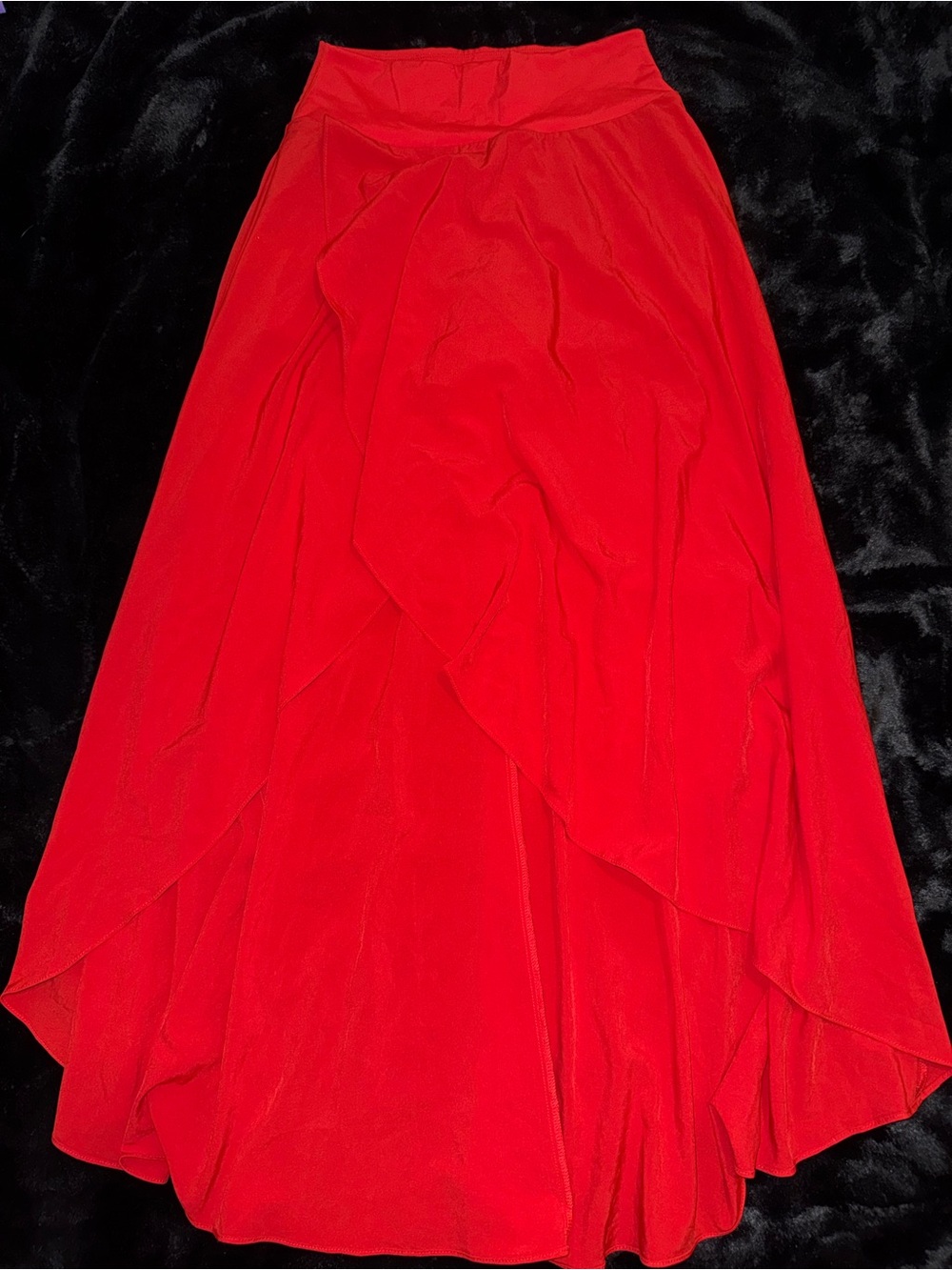 HALARA Women’s Breezeful Red Maxi Skirt